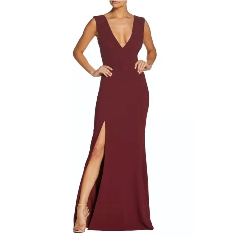 NEW Dress the Population Sandra Plunge Crepe Slit Gown Burgundy size L